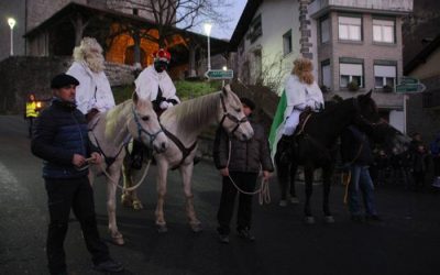MAÑANA, 5 DE ENERO, VISITA DE LOS REYES MAGOS A AMEZKETA