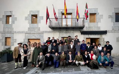 PROYECCIÓN EN VÍDEO DEL TEATRO POPULAR QUE SE HIZO EN DICIEMBRE