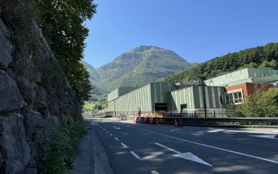 REABIERTA LA CARRETERA FRENTE A LA PAPELERA EN DOBLE SENTIDO