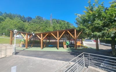 FINALIZADOS LOS TRABAJOS DE ACONDICIONAMIENTO DEL SUELO DEL PARQUE