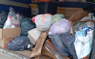 SITUACIÓN INADMISIBLE EN LA ZONA DE CONTENEDORES DE BASURA