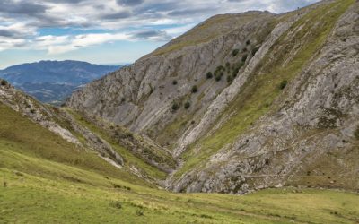 CHARLA A CARGO DE INMA MUGERZA. KARSTAREN BIHOTZEAN BARRENA.